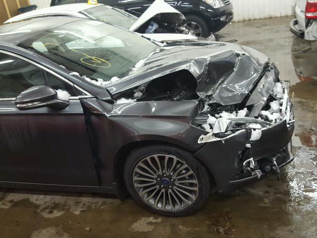 3FA6P0T99HR335694 - 2017 FORD FUSION SE GRAY photo 9