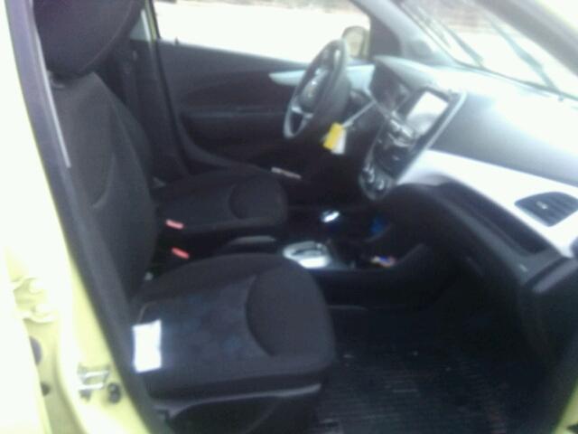 KL8CD6SA8HC729957 - 2017 CHEVROLET SPARK 1LT YELLOW photo 5