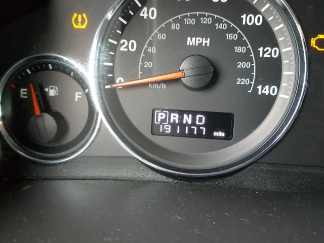 1J8HG48K58C149227 - 2008 JEEP COMMANDER BLACK photo 8