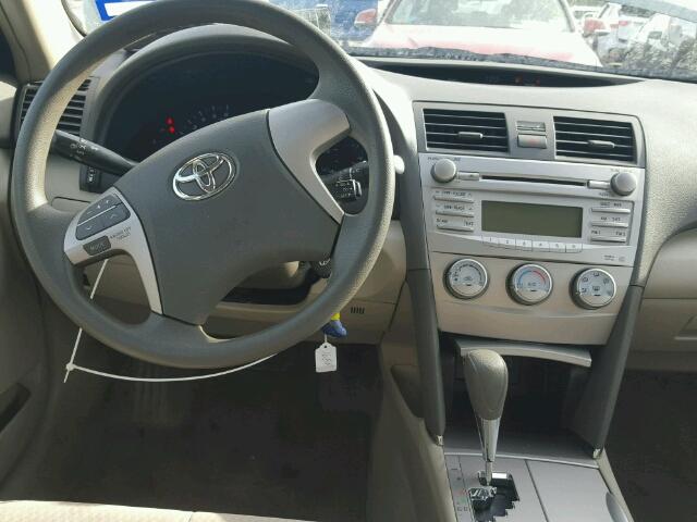 4T1BF3EK6AU558024 - 2010 TOYOTA CAMRY BASE TURQUOISE photo 9