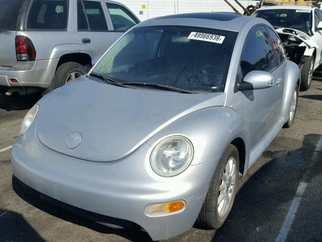 3VWCK31C14M415961 - 2004 VOLKSWAGEN NEW BEETLE 银色 照片 2