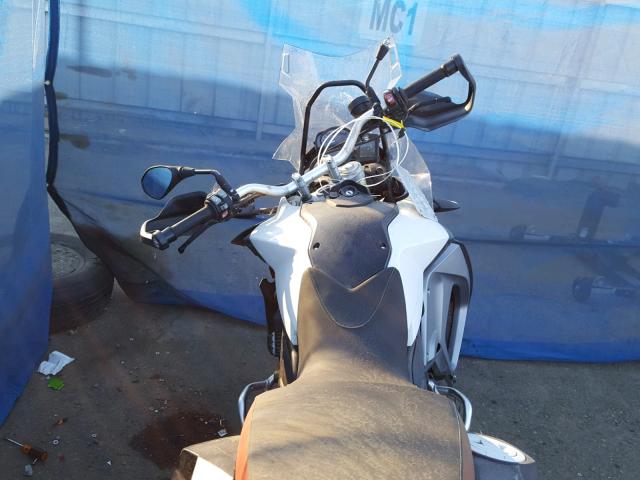 WB10B1509GZ493978 - 2016 BMW F800 GS AD SILVER photo 5