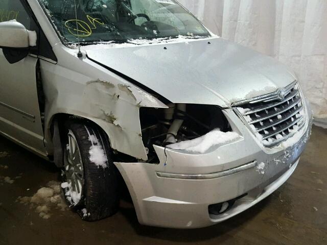 2A4RR5D10AR279626 - 2010 CHRYSLER TOWN & COU Gümüş foto 9