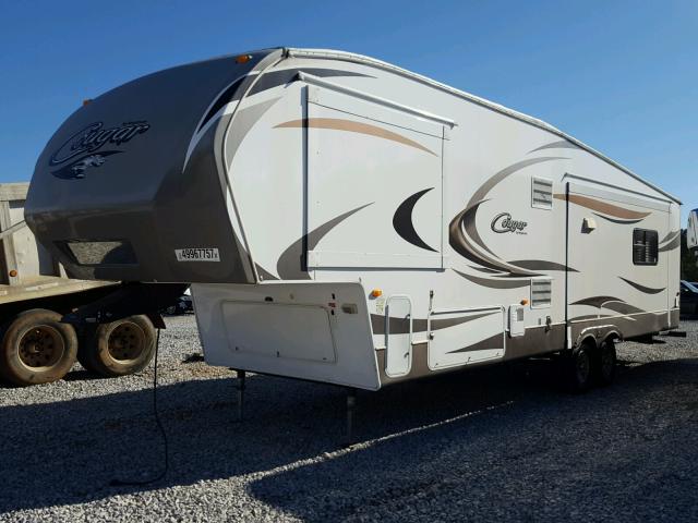 4YDF32728C2500563 - 2012 COUG 5TH WHEEL WHITE photo 2