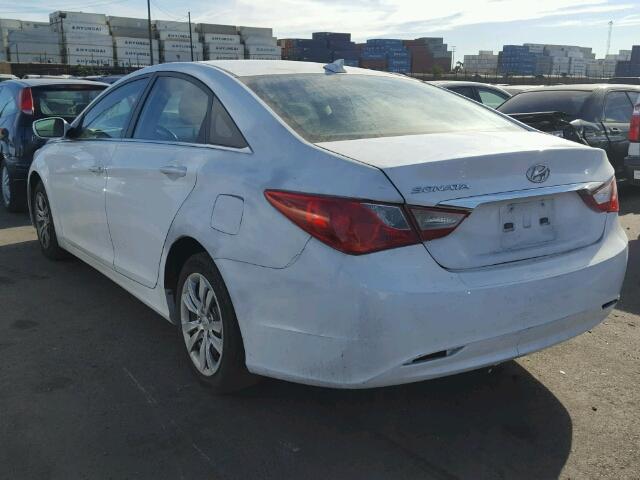 5NPEB4AC2DH589593 - 2013 HYUNDAI SONATA GLS WHITE photo 3