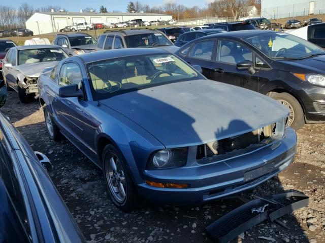 1ZVFT80N365189229 - 2006 FORD MUSTANG BLUE photo 1