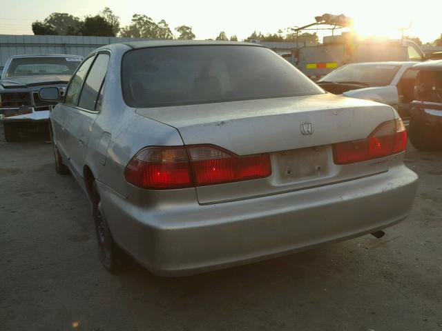 JHMCG6656XC006018 - 1999 HONDA ACCORD LX SILVER photo 3