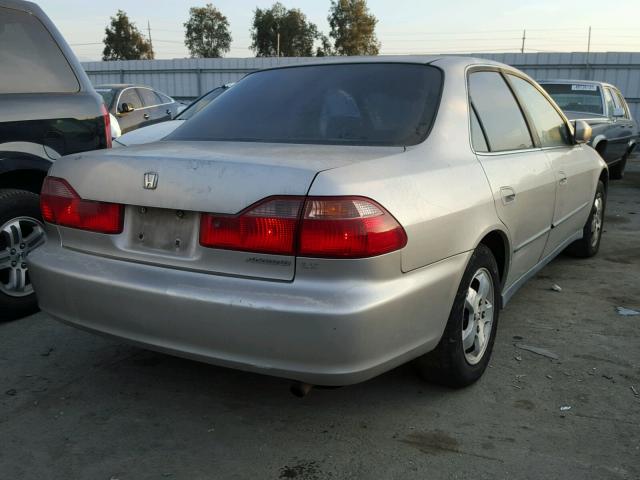 JHMCG6656XC006018 - 1999 HONDA ACCORD LX SILVER photo 4