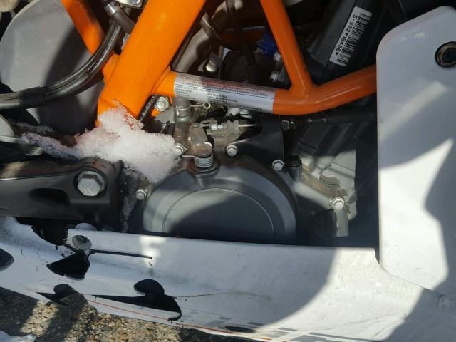 MD2JYJ407FC224512 - 2015 KTM 390 DUKE WHITE photo 7