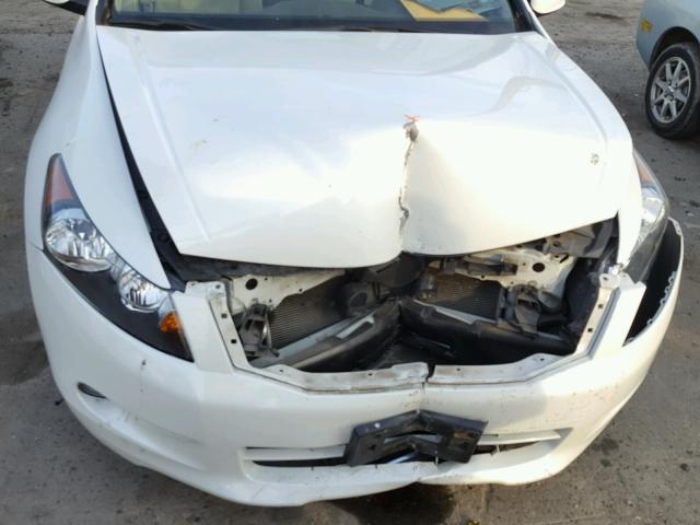 1HGCP36839A025054 - 2009 HONDA ACCORD EXL WHITE photo 7