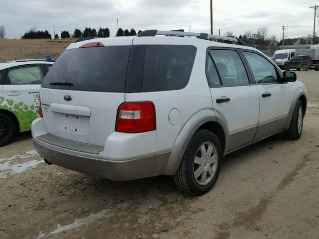 1FMDK01106GA17623 - 2006 FORD FREESTYLE WHITE photo 4