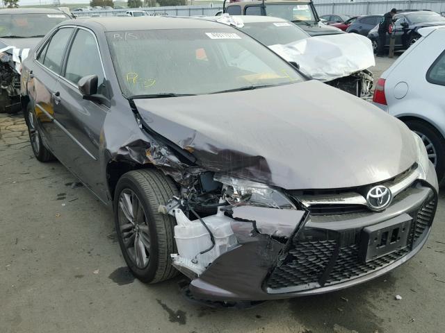 4T1BF1FK3GU208930 - 2016 TOYOTA CAMRY LE GRAY photo 1