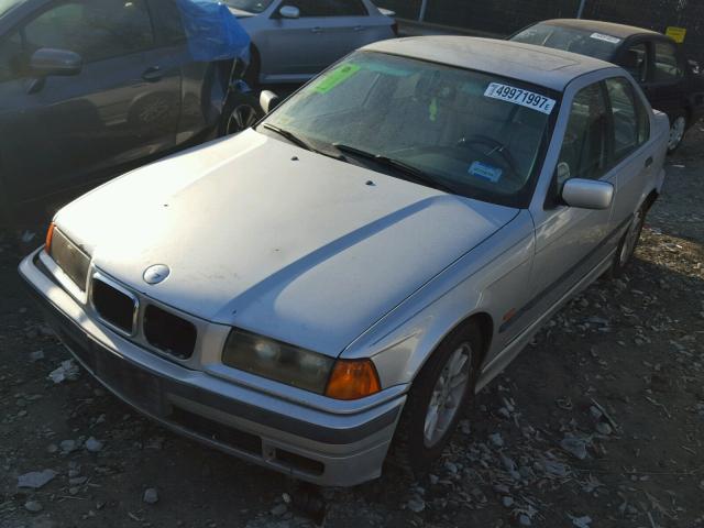 WBACD432XWAV63918 - 1998 BMW 328 I AUTO SILVER photo 2