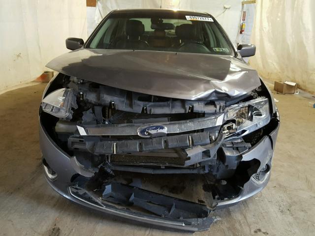 3FAHP0JA5CR180270 - 2012 FORD FUSION SEL GRAY photo 9