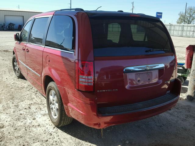 2A4RR5D16AR245741 - 2010 CHRYSLER TOWN & COU RED photo 3