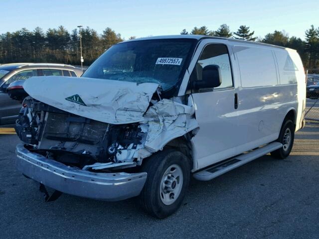 1GTW7FCA5E1913724 - 2014 GMC SAVANA G25 WHITE photo 2