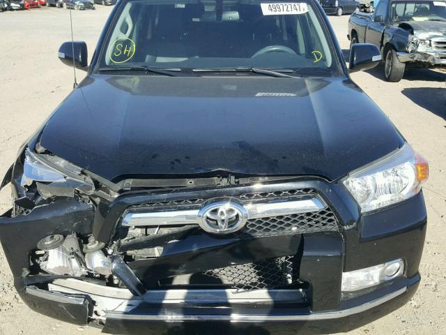 JTEBU5JR9D5136302 - 2013 TOYOTA 4RUNNER SR BLACK photo 7