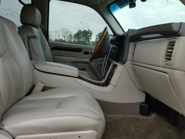 1GYEK63N74R182902 - 2004 CADILLAC ESCALADE L WHITE photo 5