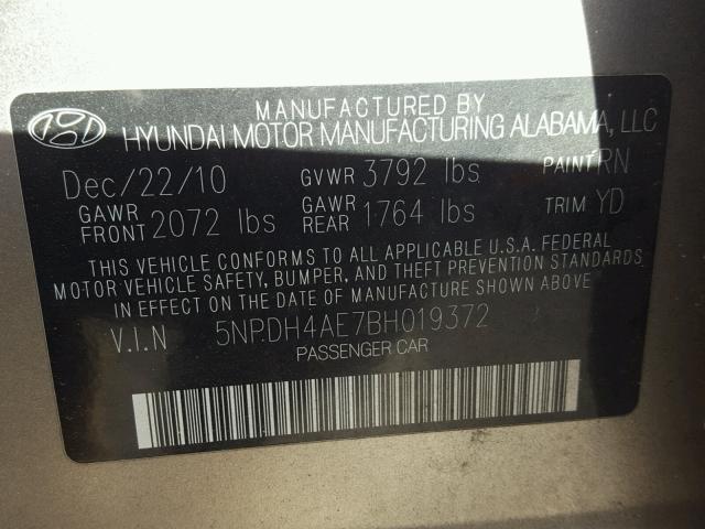 5NPDH4AE7BH019372 - 2011 HYUNDAI ELANTRA GL GRAY photo 10