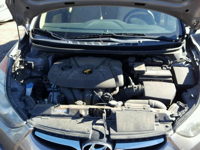 5NPDH4AE7BH019372 - 2011 HYUNDAI ELANTRA GL GRAY photo 7