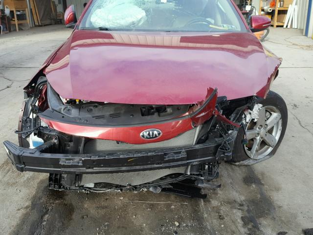 5XXGM4A76FG387554 - 2015 KIA OPTIMA LX RED photo 9