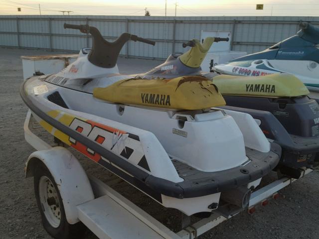 YAMA3492A393 - 1993 YAMAHA JETSKI/TRL WHITE photo 3