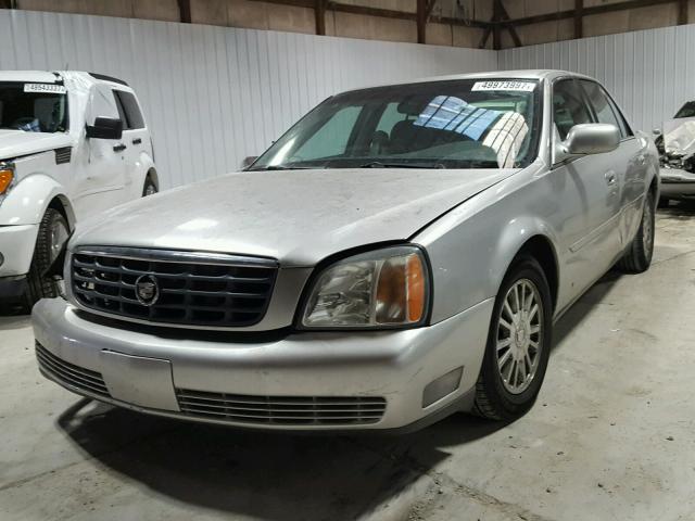 1G6KE57Y64U184493 - 2004 CADILLAC DEVILLE DH SILVER photo 2