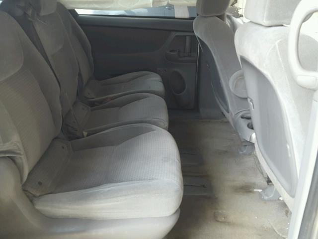 5TDZK23C69S273165 - 2009 TOYOTA SIENNA CE SILVER photo 6