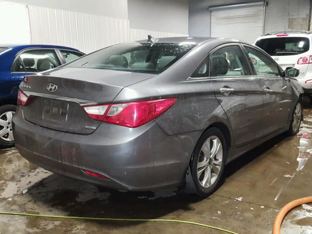 5NPEC4ACXBH123064 - 2011 HYUNDAI SONATA SE GRAY photo 4