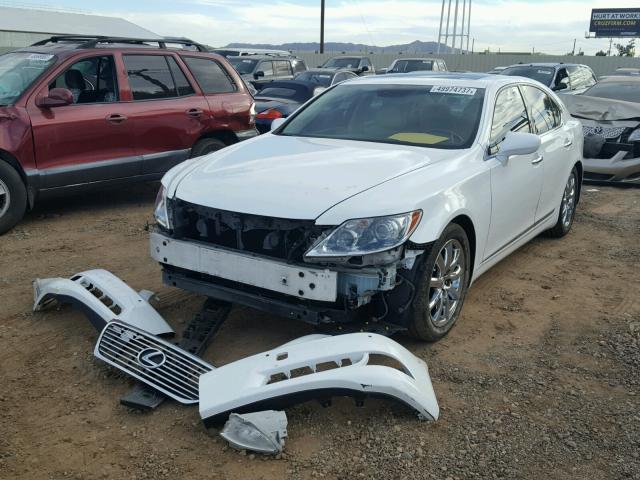 JTHBL46F685060008 - 2008 LEXUS LS 460 WHITE photo 2