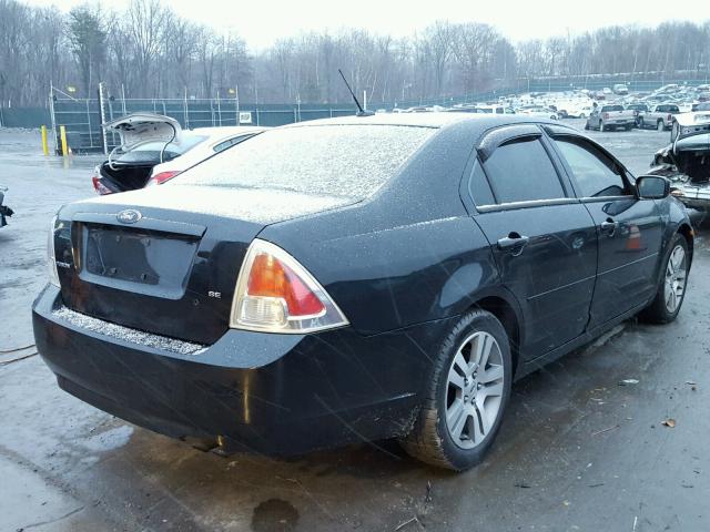 3FAHP07Z77R225275 - 2007 FORD FUSION SE BLACK photo 4