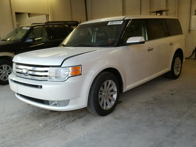 2FMGK5CC6BBD17693 - 2011 FORD FLEX SEL WHITE photo 2