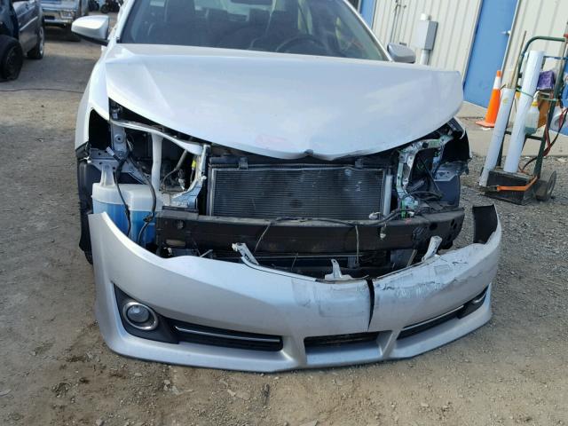 4T1BF1FK9EU393997 - 2014 TOYOTA CAMRY L SILVER photo 9