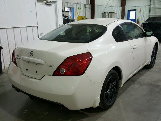 1N4AL24E28C270781 - 2008 NISSAN ALTIMA 2.5 WHITE photo 4