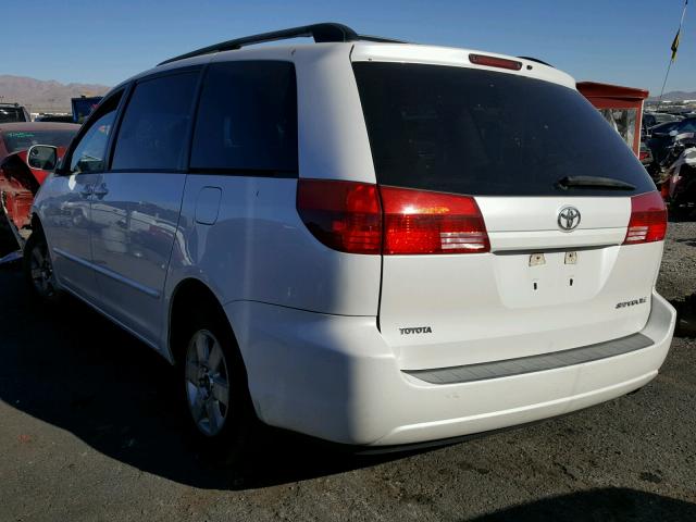 5TDZA22C54S090238 - 2004 TOYOTA SIENNA XLE WHITE photo 4