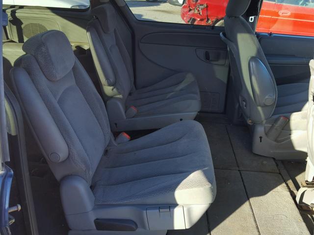 2A4GP44R66R651877 - 2006 CHRYSLER TOWN & COU BLUE photo 6