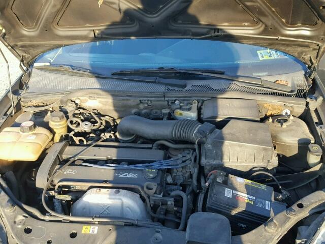 1FAFP34351W322312 - 2001 FORD FOCUS SE BLACK photo 7