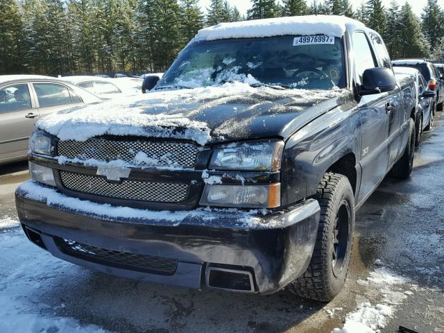 2GCEK19N541150751 - 2004 CHEVROLET SILVERADO BLACK photo 2