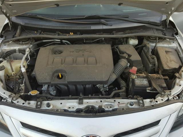 5YFBU4EE4DP165845 - 2013 TOYOTA COROLLA BA SILVER photo 7