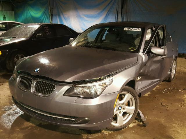 WBANV93558CZ65074 - 2008 BMW 535 XI GRAY photo 2