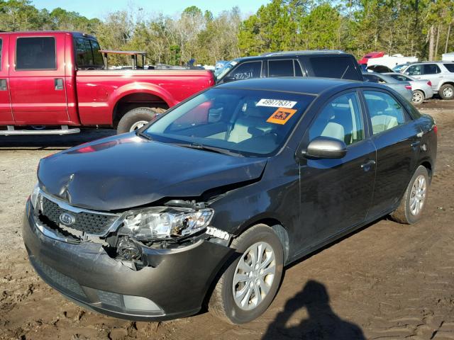 KNAFU4A28B5387776 - 2011 KIA FORTE EX GRAY photo 2