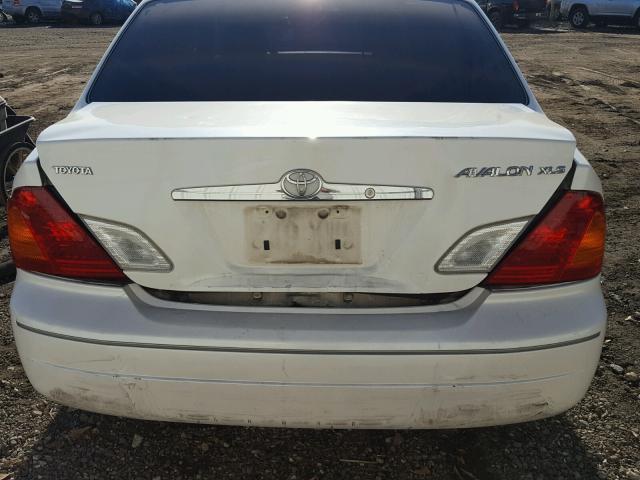 4T1BF28B6YU110494 - 2000 TOYOTA AVALON XL WHITE photo 9