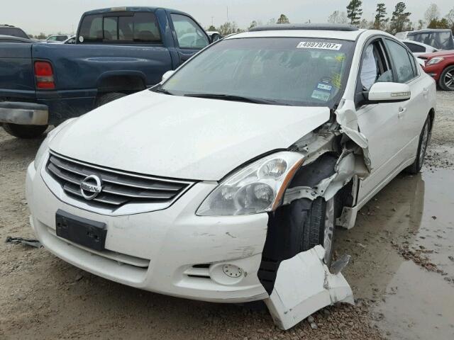 1N4AL2AP4AN458007 - 2010 NISSAN ALTIMA BAS WHITE photo 2