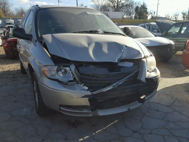 2A4GP54L56R670468 - 2006 CHRYSLER TOWN & COU TAN photo 9