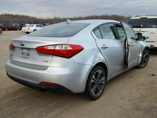 KNAFX4A86E5085709 - 2014 KIA FORTE EX SILVER photo 4