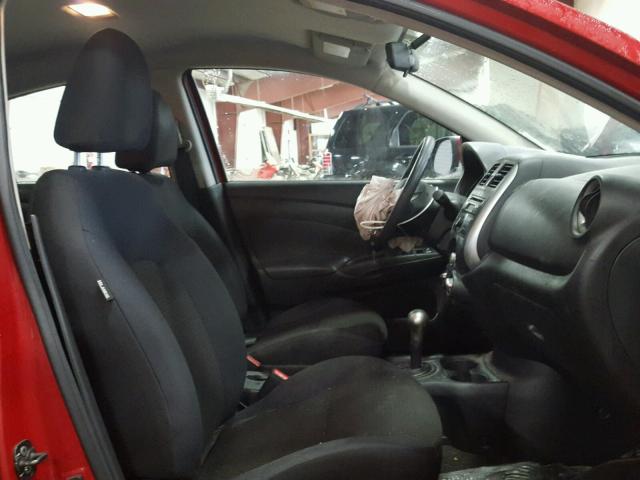 3N1CN7AP3DL876107 - 2013 NISSAN VERSA S RED photo 5