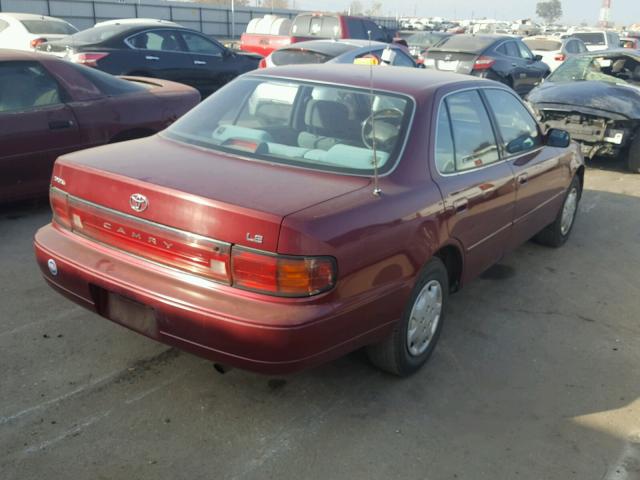 4T1SK12E1NU010713 - 1992 TOYOTA CAMRY LE MAROON photo 4