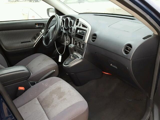 2T1KR32E55C492644 - 2005 TOYOTA MATRIX XR BLUE photo 5