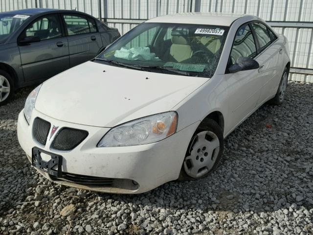 1G2ZG528254148271 - 2005 PONTIAC G6 WHITE photo 2