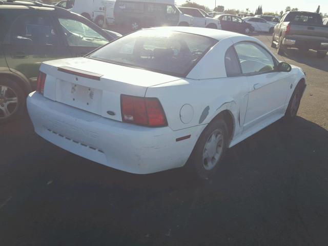 1FAFP4044XF123264 - 1999 FORD MUSTANG WHITE photo 4